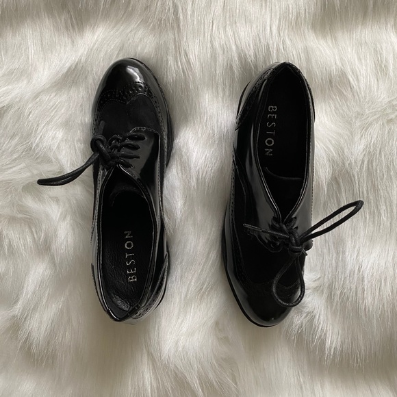 BEST ON CUNKY 90S GOTHIC PLATFORM HEALS - Picture 2 of 5